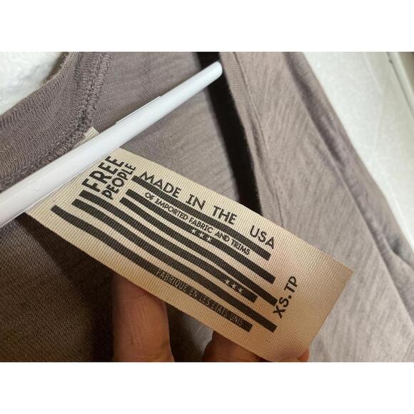 < Free People Brown Bell Sleeve High Low Oversized Top > - Picture 3 of 4